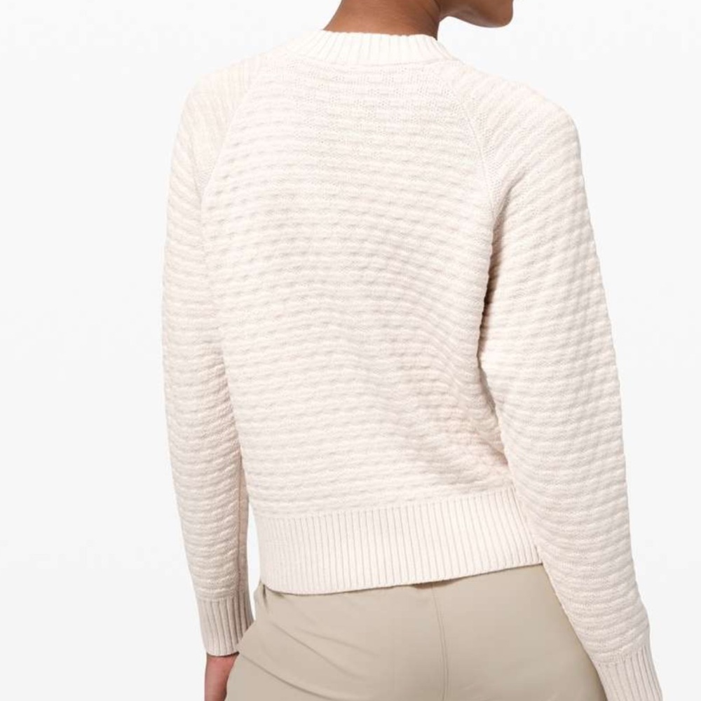 lululemon textured play crew sweater M/L ivory